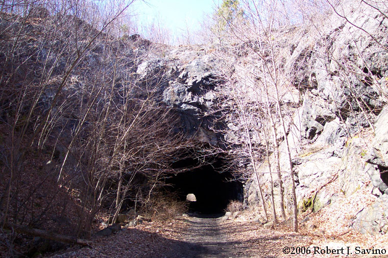 Roseville Tunnel East Portal 2006